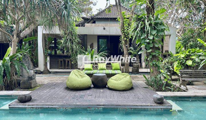 Botanical Villa For Sale In Kerobokan 2