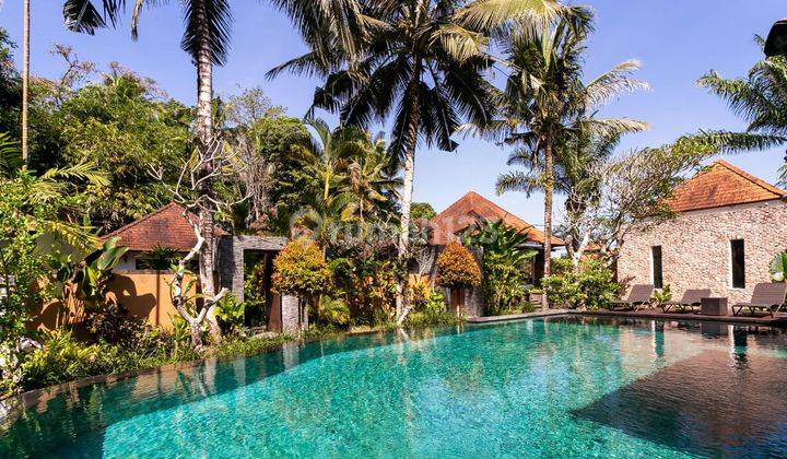 Balinese Tropical Villa With 6 Residences In Payangan Ubud 1