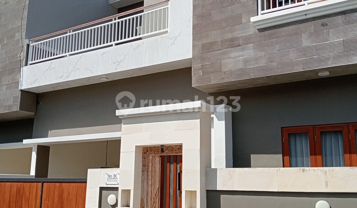 DiSEWAKAN RUMAH BARU 2Lt Furnish di Denpasar Timur dekat SANUR DiSEWAKAN RUMAH BARU 2Lt Furnish di Denpasar Timur dekat SANUR