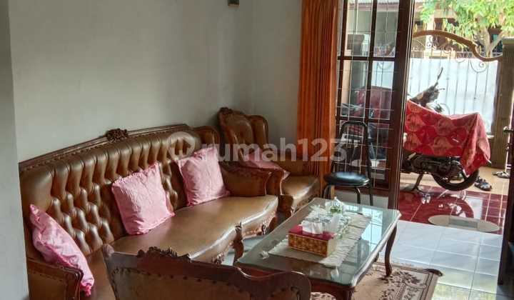 Rumah 1½ Lantai Lembah Harapan, Lidah Wetan 2