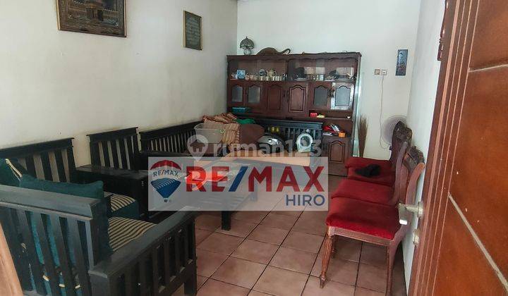 Di Jual Rumah sebelahan taman galaxi bekasi 2