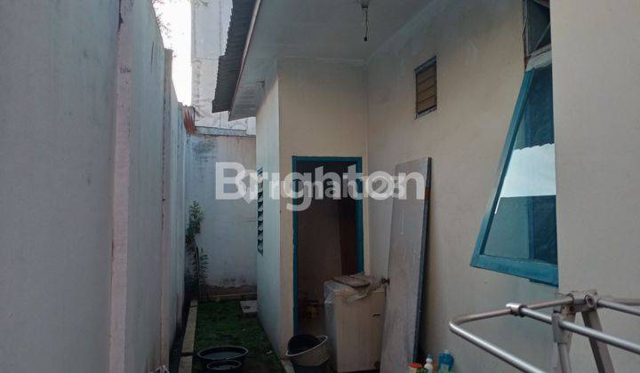 RUMAH BADAK SEMARANG 1 MENIT KE GAJAH RAYA 2
