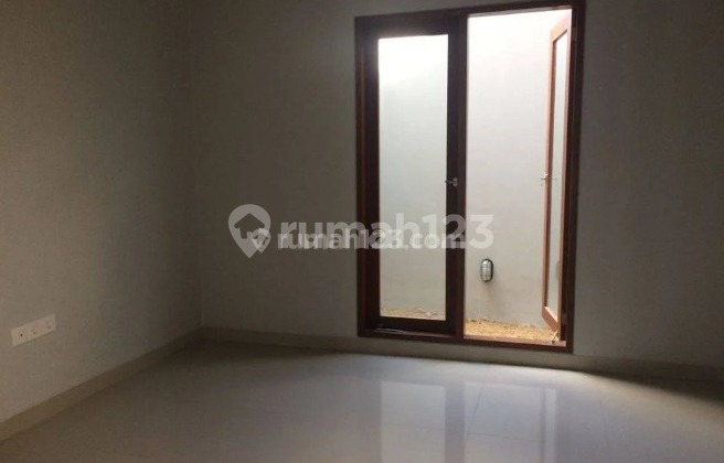 Rumah Modern Harga Menarik di Mahendradatta Denpasar TT 2
