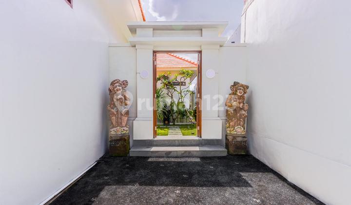 Villa Menarik 4 Kamar di Pecatu Badung, Bali 2