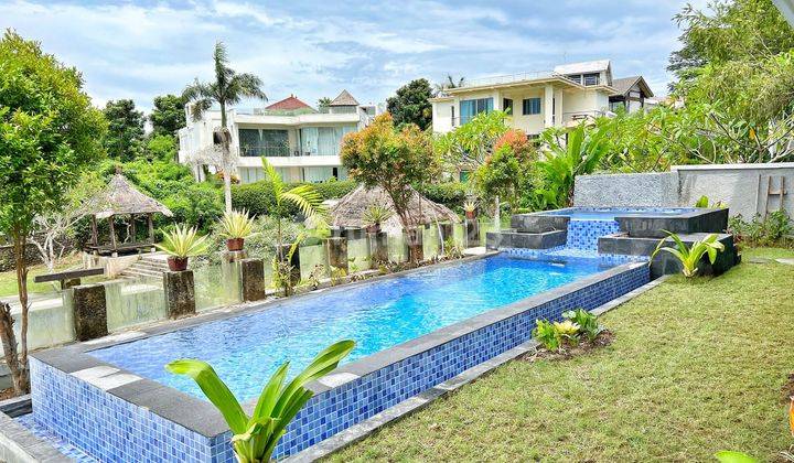 Villa Modern Furnished Dijual SHM 2 Lantai di Jalan Uluwatu hadap Selatan (PD) 2