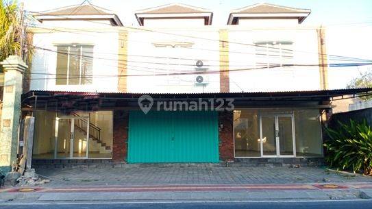 Strategic Shophouse, Attractive Price and Location 2 Floors 1