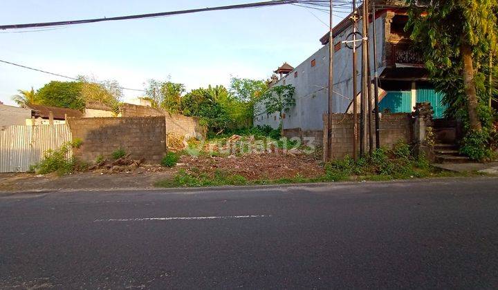 Tanah Jual area Nusa Dua di Jalan Dharmawangsa 1000m² SHM 1