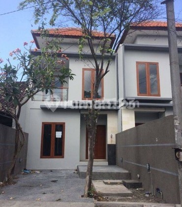 Rumah Modern Harga Menarik di Mahendradatta Denpasar TT 1