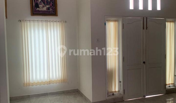 Simple House in Pemogan 2