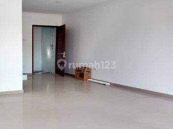 Cheap Houses In Housing in Pemogan YT 2