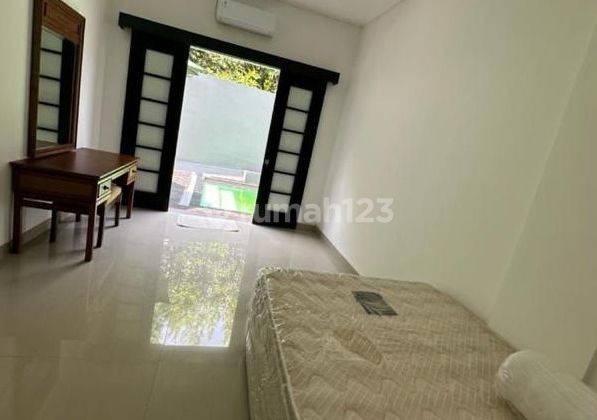 Rumah Cozy Harga Menarik Furnished di Kerobokan Ada Pool Jo 2