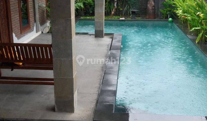 Villa Nyaman di Mumbul Furnished, Pool MR  1