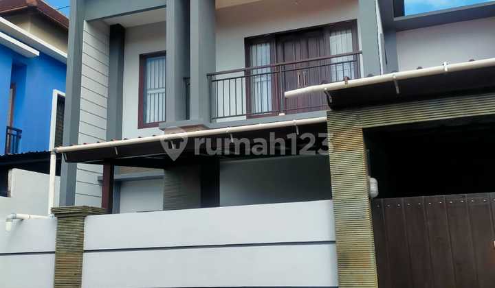 Rumah Cantik ada Pool  2 Lantai di Denpasar Selatan TT