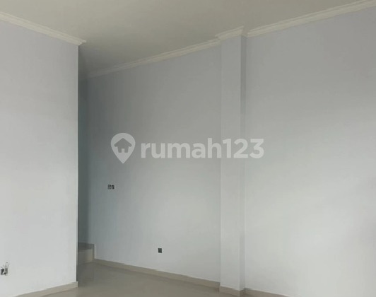 New Shop House in Pererenan Badung 2