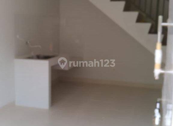 Rumah Siap huni, Asri, Harga Murah 3
