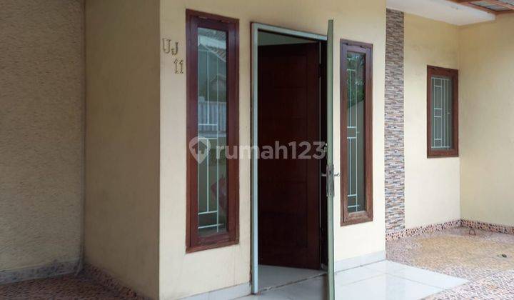 Rumah 1 Lantai Siap Huni, Kondisi Baru Renoved Total  2