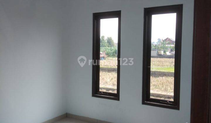 Rumah sewa ukuran besar di Sukawati view sawah lokasi strategis 7