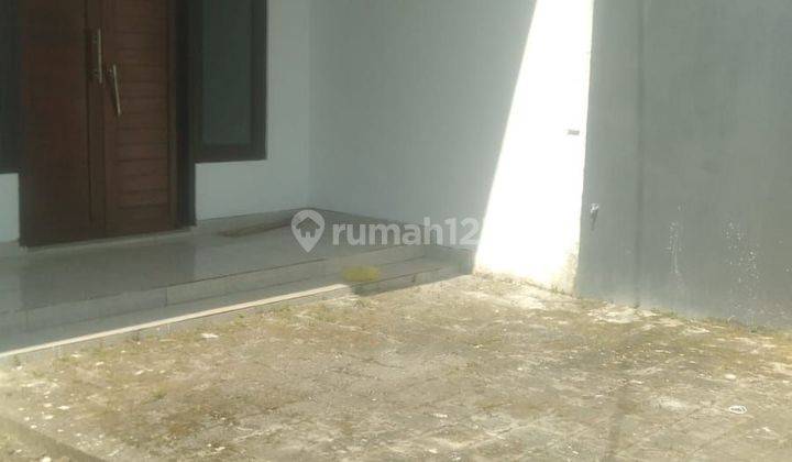 Rumah BARU siap huni di kota Gianyar harga murah  2