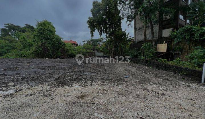 YELLOW ZONE LAND IN UMALAS SUITABLE FOR VILLA COMPLEX 1