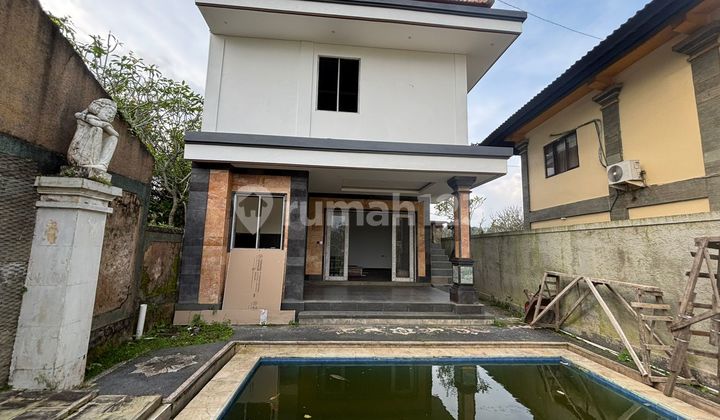 Vila Sewa View Sawah Lokasi Tenang Harga Murah  2