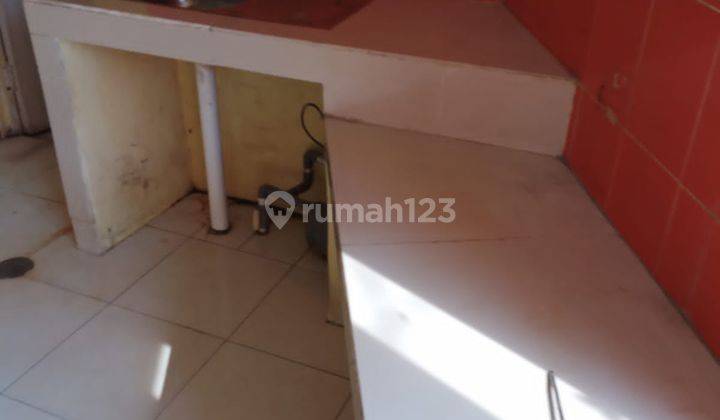 Rumah 2 lantai di kartini, jakarta barat dijual 2