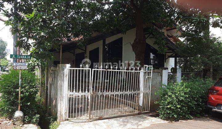 Dijual rumah tua di puri indah jakarta barat 1