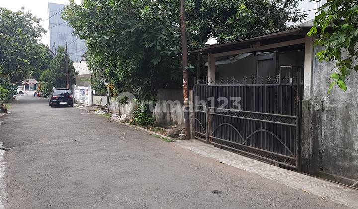 Jual Rumah Tua Di Puri Indah, Jakarta Barat