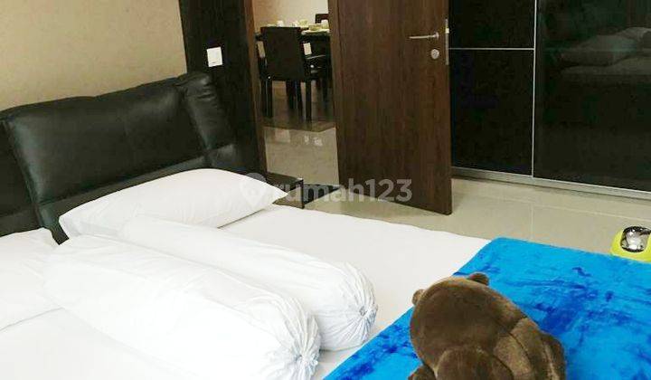 DIJUAL CEPAT Apartemen Lantai 9 di Apartemen St. Moritz 1