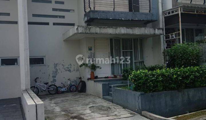 Dijual Rumah Lokasi Strategis di Royal Tajur Residence, Bogor 2