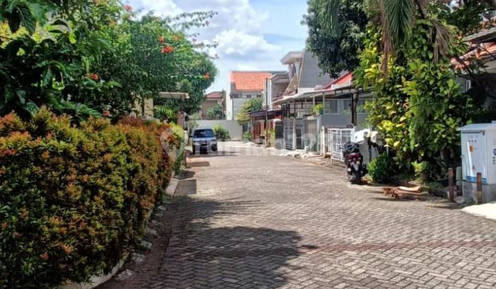 Dijual Murah , Rumah Lama Di Karang Mulya, Ciledug 2
