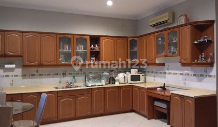 Dijual Rumah Besar 5 Kt Di Kemanggisan Ilir, Jakarta Barat
