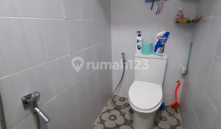 Dijual Rumah 3 Kt 2 Lantai Di Grand Batavia Tangerang, Ps Kemis 2