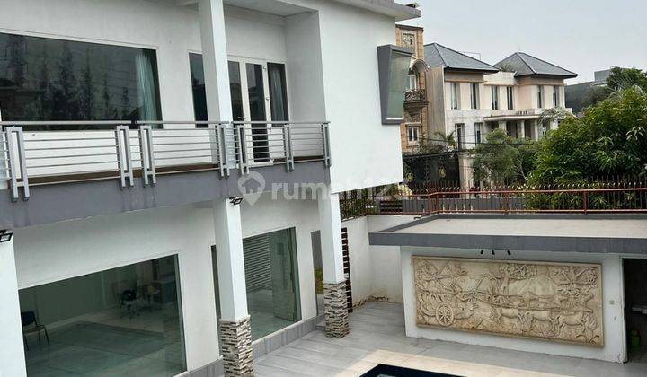 Rumah di Kopilas
Puri Botanical
Jakarta Barat 2 Lantai. Bagus 14