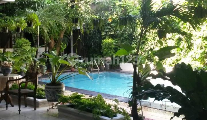 Rumah di Metro Pondok Indah
Jalan Raya
Jakarta Selatan. SHM. Bagus. Lokasi Syrategis