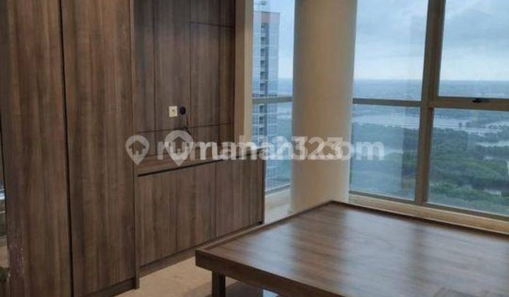 Gold Coast Apartment. 3 Bedrooms. Brand New. Caribbean Tower. Sea View