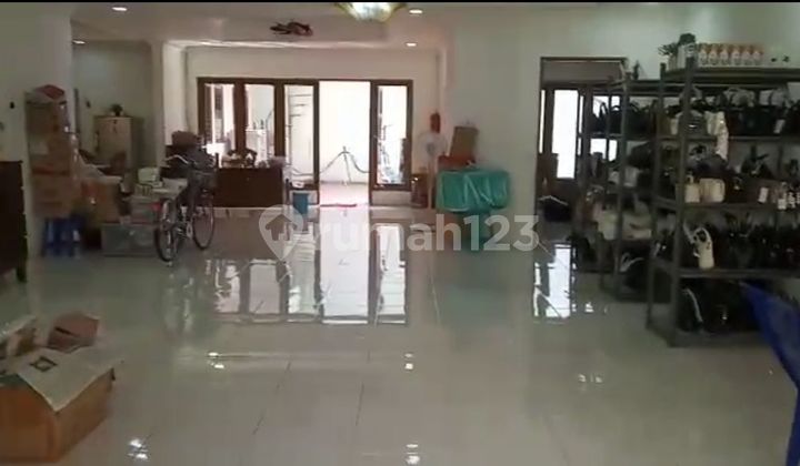 Rumah 2 Lantai. di Muara Karang
Jakarta utara. 2