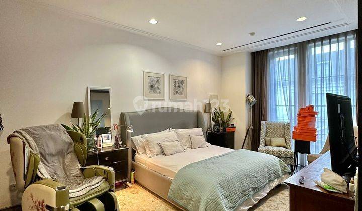 Town House 
Kemang Timur Raya
Jakarta Selatan. Full Furnish. Modern Classic 2