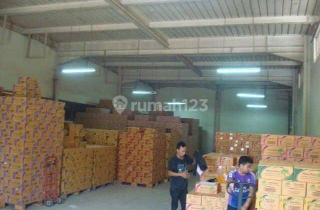 Gudang 4 Lantai di Gudang Pinggir Jalan 
Sumur Bor 
Cengkareng
Jakarta Barat
 2