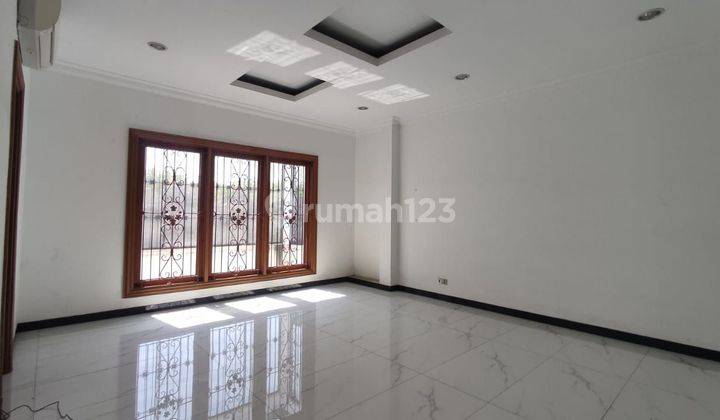 Rumah 2 Lantai di Taman Permata Buana
Jakarta Barat 2