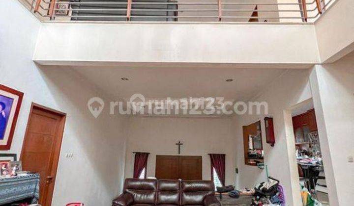 TURUN HARGA Rp 11M >> 10,5M >> 9,8M Rumah Hook di Meruya Ilir
Jakarta Barat FULL FURNISH 2