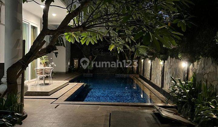 Rumah Hook, Full Furnish di Intercon
Taman Kebon Jeruk
Jkt Brt 2