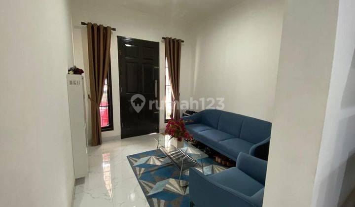 Rumah Di Cirendeu Private Town House 1