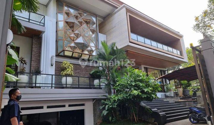 Rumah Mewah Bergaya Modern Tropical  Kebayoran Baru Jkt Sel 1