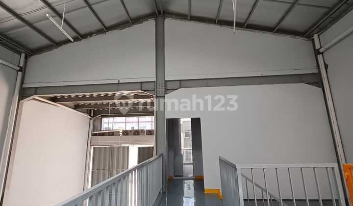 Gudang Bagus di Citra 6 akses Kontainer Lokasi strategis 