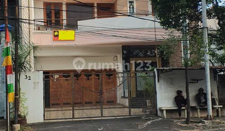 Rumah Jl. Rajawali Selatan Gunung Sahari 2
