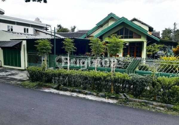 Hook House Fully Furnished Near Sawojajar Toll Exit Hook House Fully Furnished Near Sawojajar Toll Exit