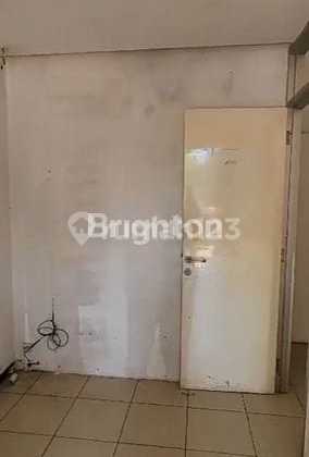 Tandem 2 Shophouse in Tlogomas, Former Bank with Spacious Parking 2