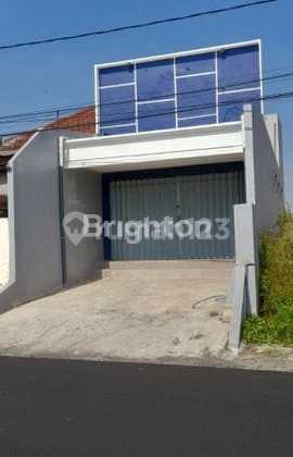 2-Story Shop House in Singosari, Strategic Roadside Location Next to Indomaret 1