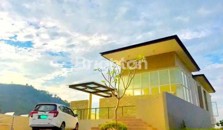 Villa Taman Dayu Full Furnished dan Extra Balkon dengan City dan Mountain Views 1