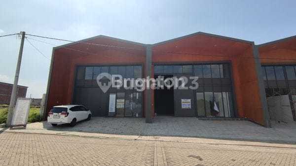 New Warehouse 2 Lined Up in Kl Biz Hub Karanglo Malang, In Front of Bentoel Cigarette Factory, A Step Away from Singosari Toll Gate